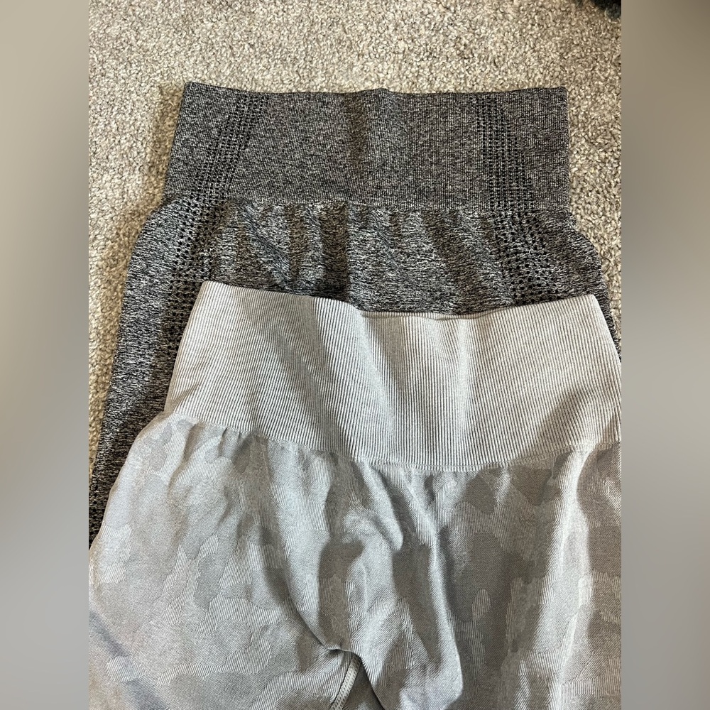 Women’s set of two size small gym or athletic leggings/ yoga pants